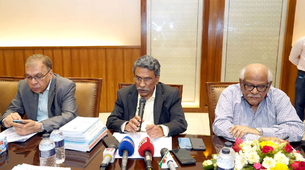 রাষ্ট্র পুনর্গঠন কেবল কোনো দলের বিষয় নয়, এটি জনগণের বিষয়: আলী রীয়াজ