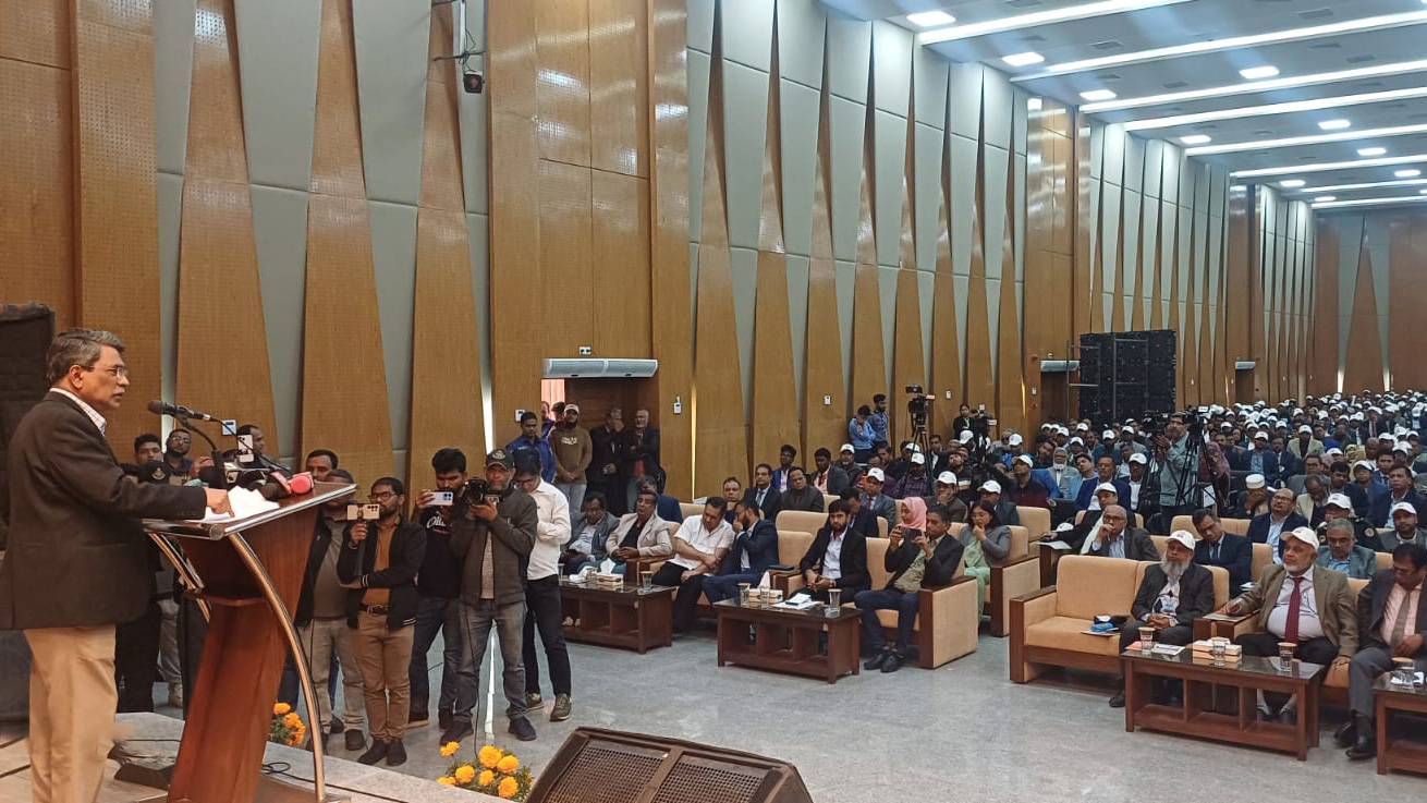 ‘হ্যাঁ’-এর প্রার্থী আপনি আমি আমরা সবাই: আলী রীয়াজ