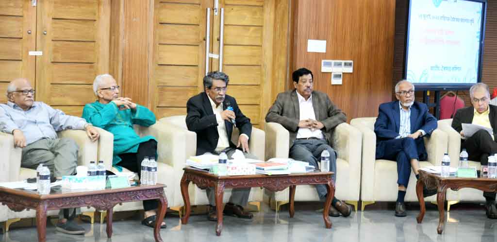 সাংবিধানিকভাবে সমতার মর্যাদায় নারীকে অধিষ্ঠিত করতে ব্যবস্থা নিতে হবে: আলী রীয়াজ