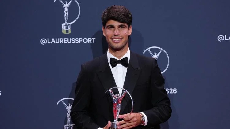 বর্ষসেরা খেলোয়াড়ের পুরস্কার জিতে আলকারাজের আবেগী বার্তা