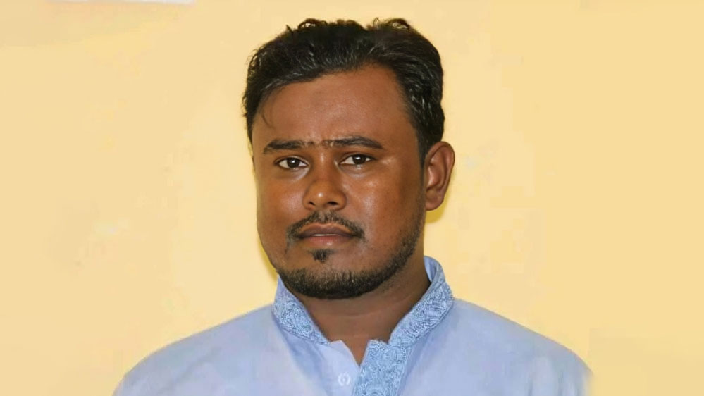 বালু পাথর চুরির মামলায় কোম্পানীগঞ্জে ইউপি চেয়ারম্যান গ্রেপ্তার