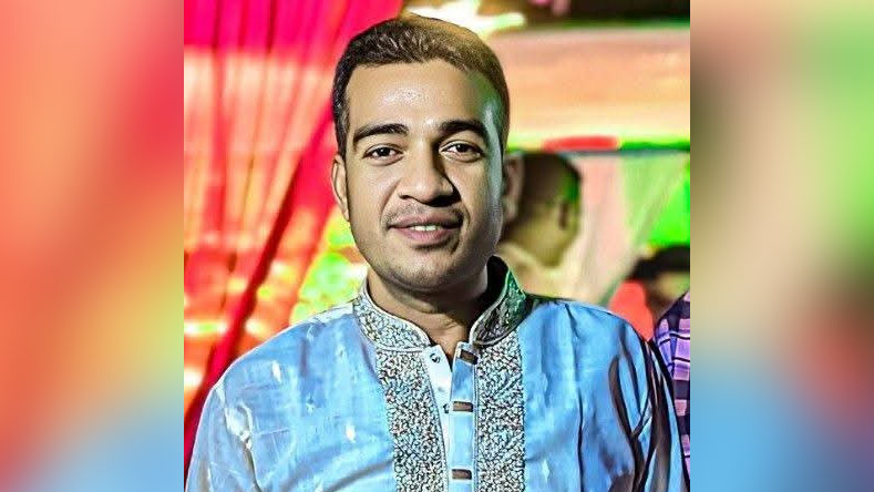 নোয়াখালীর সুবর্ণচরে শ্রমিক দল নেতার অশ্লীল ভিডিও ভাইরাল