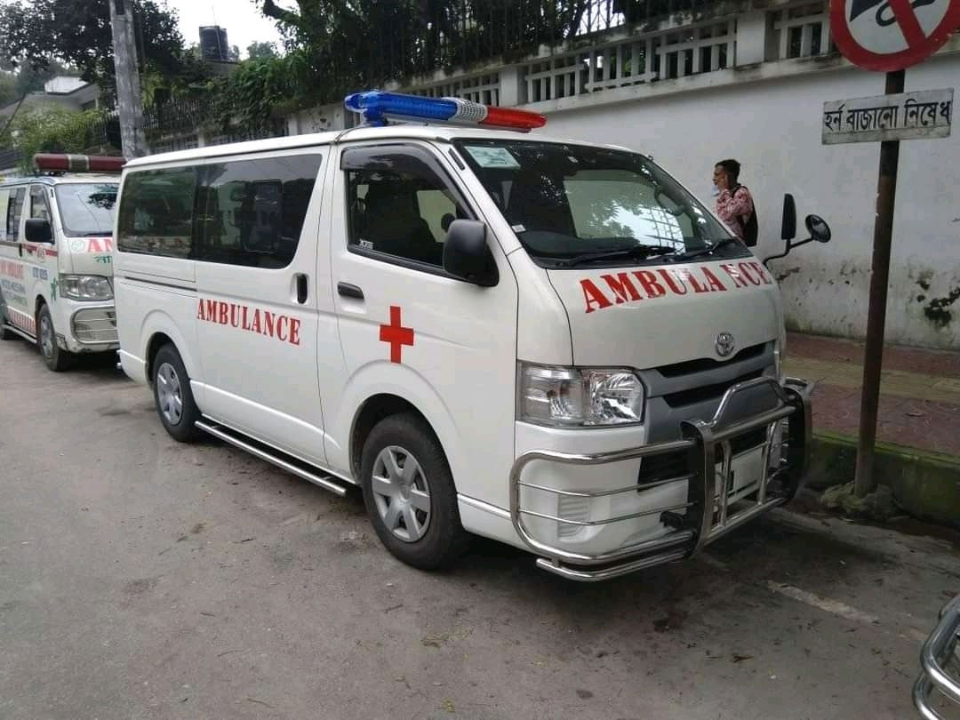 রমেক হাসপাতাল: রোগীর অসহায়ত্বের সুযোগে
অ্যাম্বুলেন্স ভাড়া-বাণিজ্য