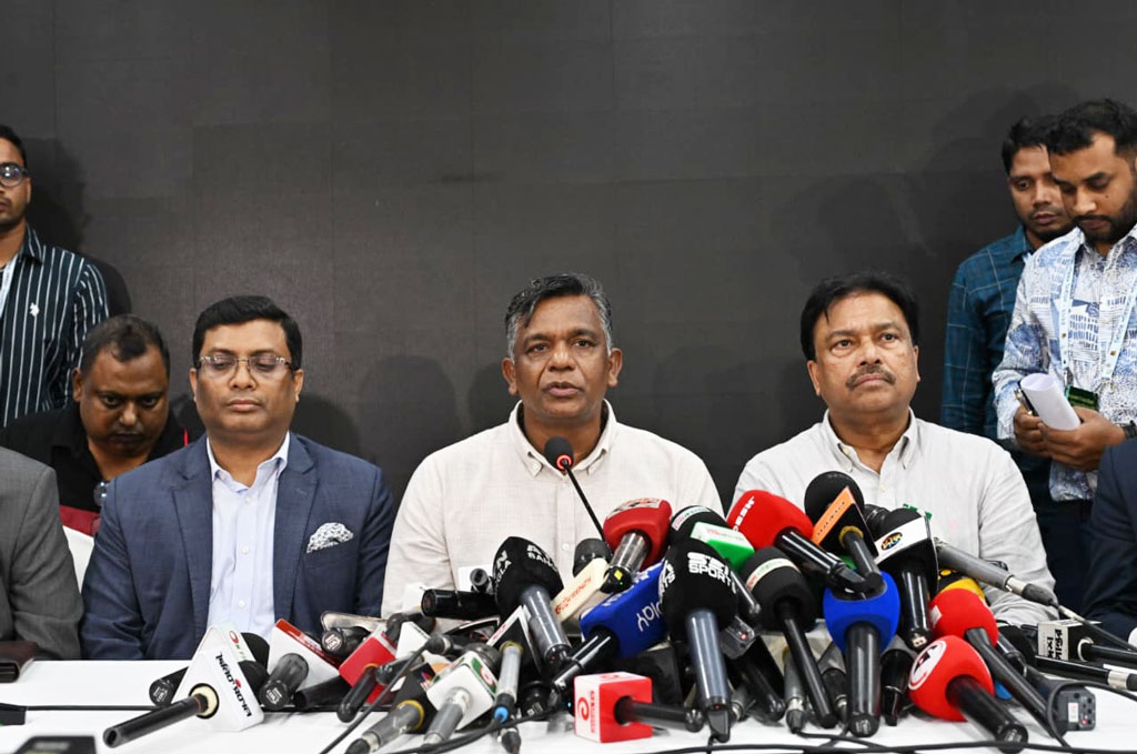 ৪ মাসের মেয়াদে আসা বুলবুল যে কারণে ৪ বছরের বিসিবি সভাপতি
