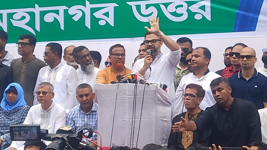 নির্বাচন পেছাতে উঠেপড়ে লেগেছে ‘আলবদর বাহিনী’: আমিনুল হক