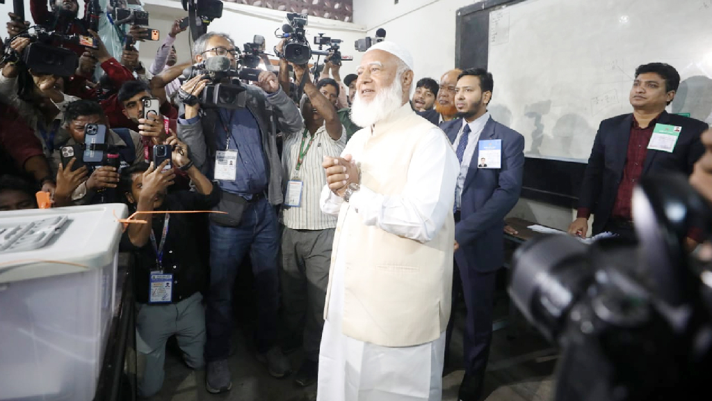 আমরা সরকার গঠনের ব্যাপারে আশাবাদী, ভোট দিয়ে জামায়াত আমির