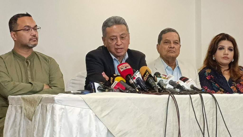 শুল্ক নিয়ে যুক্তরাষ্ট্রের সঙ্গে অন্তর্বর্তী সরকারকে জোরালো আলোচনার তাগিদ বিএনপির