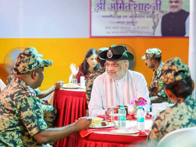 বাংলাদেশ সীমান্তে প্রযুক্তিনির্ভর নিরাপত্তা বলয় গড়ছে ভারত, পেরোলেই বাজবে অ্যালার্ম