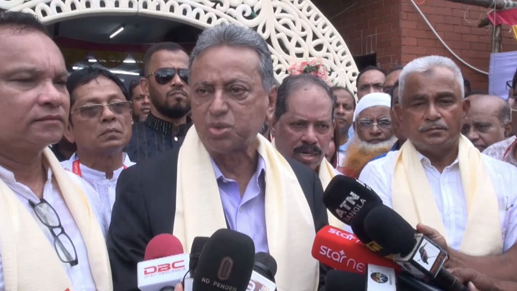 ফেব্রুয়ারিতে নির্বাচনের মাধ্যমে গণতন্ত্র ফিরে আসবে: আমীর খসরু