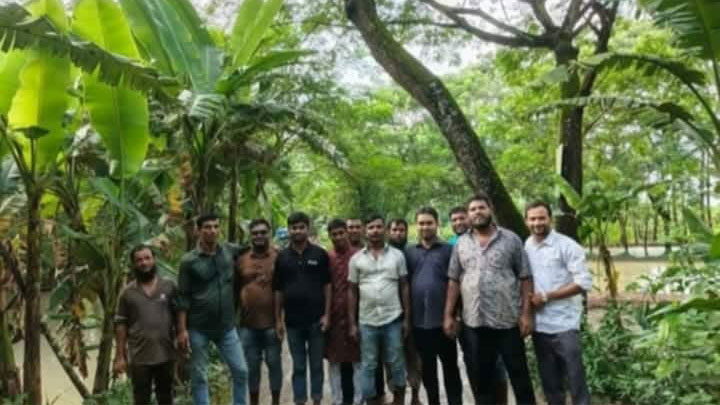দাওয়াত না দেওয়ায় মাদ্রাসার সব খাবার খেয়ে গেলেন বিএনপির নেতা-কর্মীরা