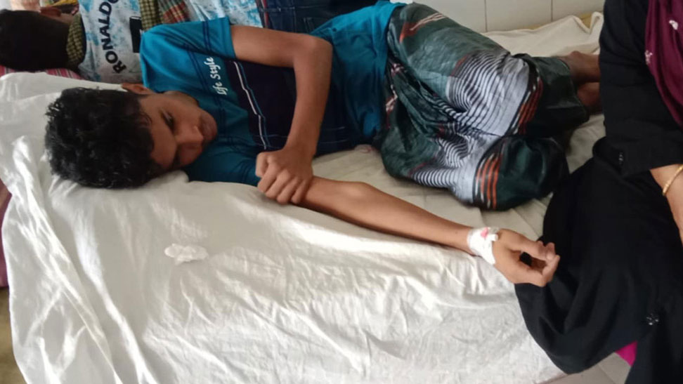 ৫৫ হাজার টাকার মোবাইল ফোনের জন্য স্কুলছাত্রের কাণ্ড