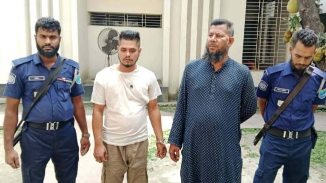 ভৈরবে বাবাসহ মাদ্রাসাছাত্রী অপহরণের চেষ্টা, ২ ব্যক্তি আটক
