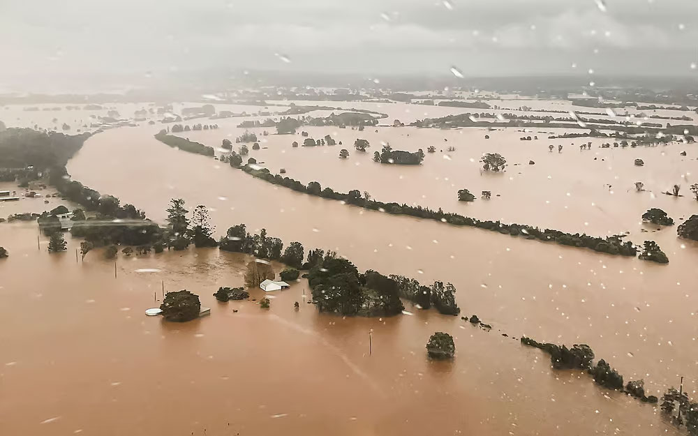 অস্ট্রেলিয়ায় রেকর্ড বৃষ্টিতে ভয়াবহ বন্যায় নিহত ২, ঝুঁকিতে ৫০ হাজার মানুষ