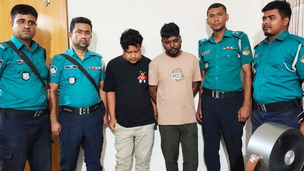 টঙ্গীতে বিপুল পরিমাণ ইয়াবা ও নগদ টাকাসহ দুই মাদক কারবারি গ্রেপ্তার