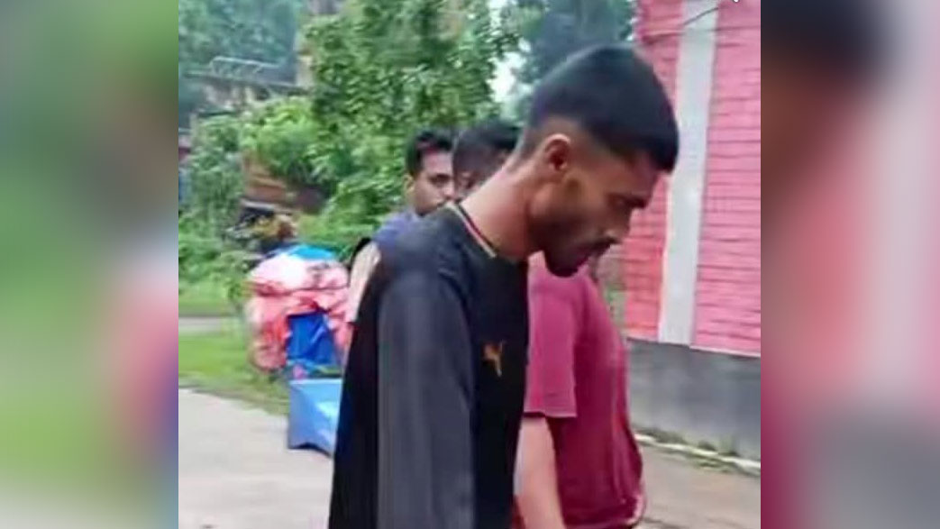 সাতক্ষীরায় কলেজছাত্র জাকারিয়া হত্যা: সীমান্ত থেকে প্রধান আসামিসহ গ্রেপ্তার ২