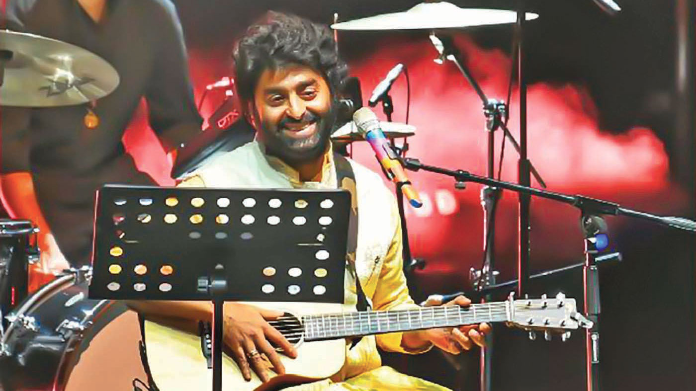 প্লেব্যাকে অবসরের পর প্রথমবার মঞ্চে অরিজিৎ, গাইলেন নতুন গান