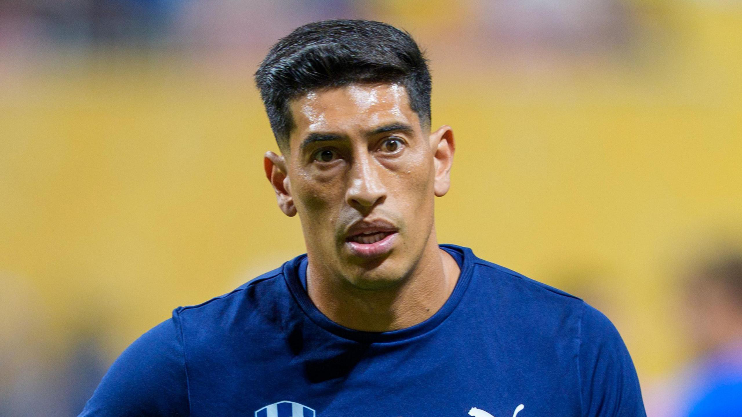 ঘুষি মারার কঠিন শাস্তি পেলেন আর্জেন্টাইন গোলরক্ষক