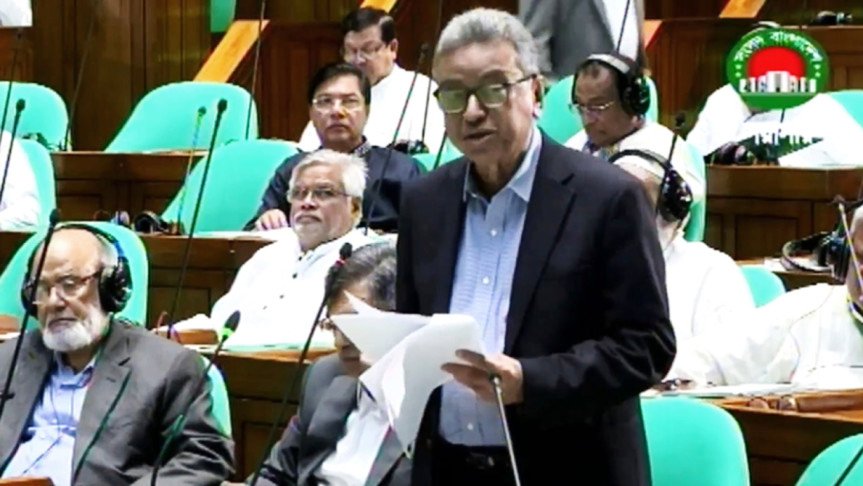 অর্থনীতি পুনরুদ্ধারে আগামী দুই বছর কঠিন হবে: অর্থমন্ত্রী