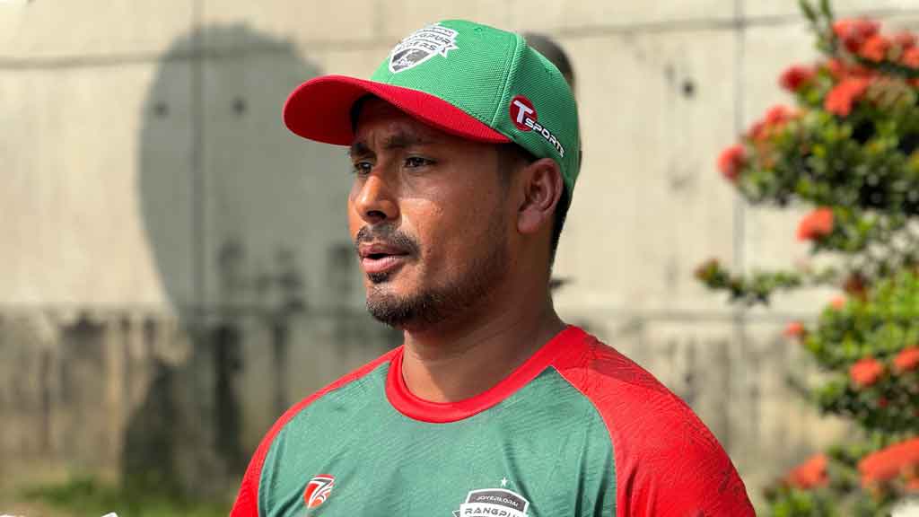 মিরপুরের উইকেট নিয়ে ‘নেগেটিভ নিউজ’ না করার অনুরোধ আশরাফুলের