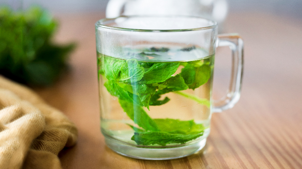 তুলসী পাতার গুণে সুস্থ থাকুন