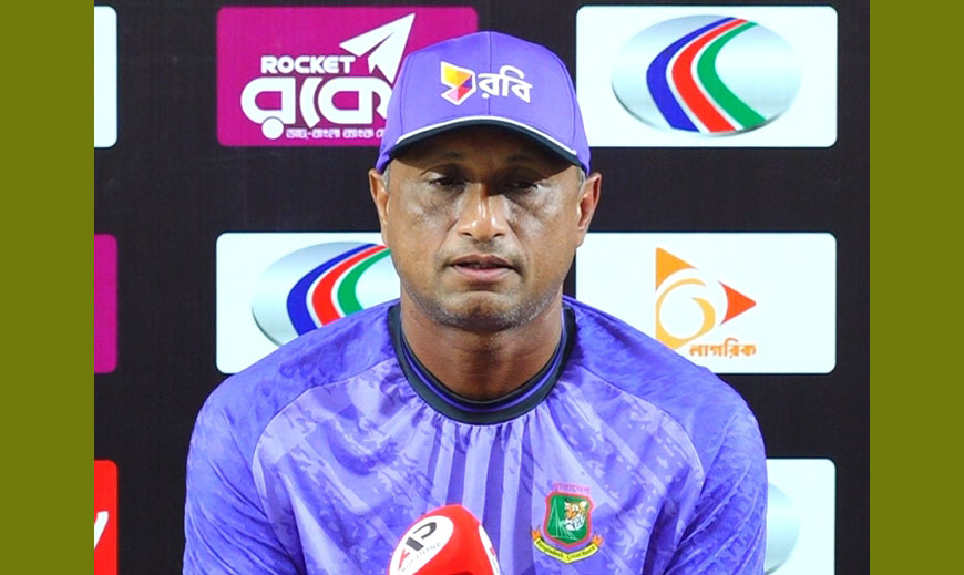 প্রতিপক্ষ ক্রিকেটারদের নাম শুনে ভয় পেতে নিষেধ করছেন বাংলাদেশ কোচ