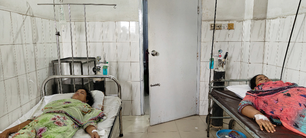আশুলিয়ায় কারখানায় কাজের সময় হঠাৎ অসুস্থ ২৫ শ্রমিক, তদন্তে স্বাস্থ্য বিভাগ