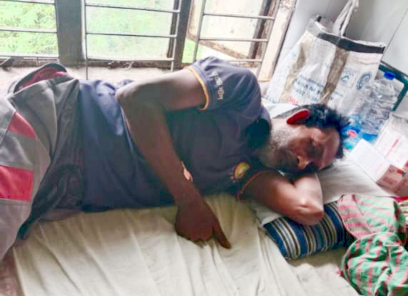 গৃহবধূকে কুপিয়ে হত্যা: হারপিক পানে আসামির আত্মহত্যার চেষ্টা