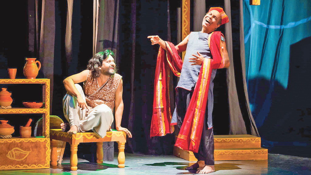 সাত মাস পর আবার মঞ্চে ‘আষাঢ়স্য প্রথম দিবসে’
