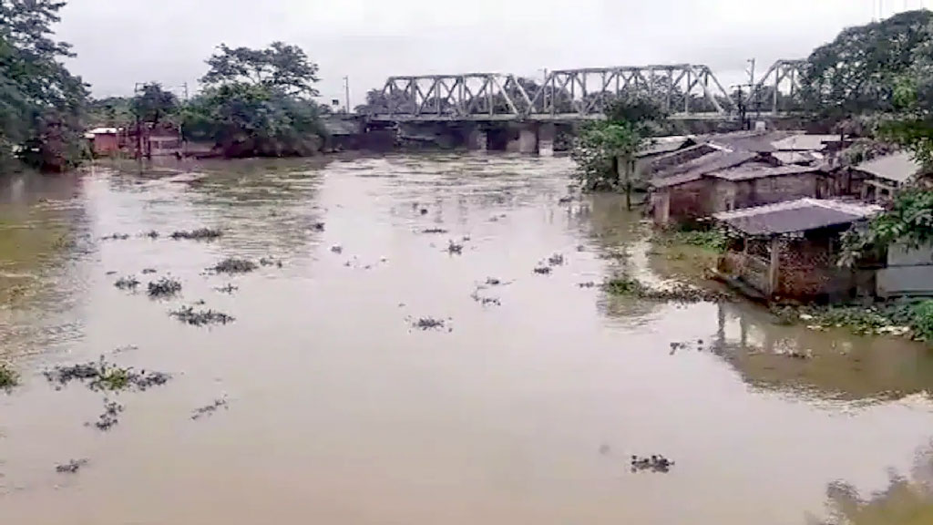 উজানে বন্যার প্রতিধ্বনি, প্রস্তুত হচ্ছে আসাম
