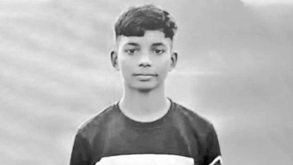 সিংগাইরে পাটখেতে পড়ে ছিল অটোরিকশাচালকের মরদেহ