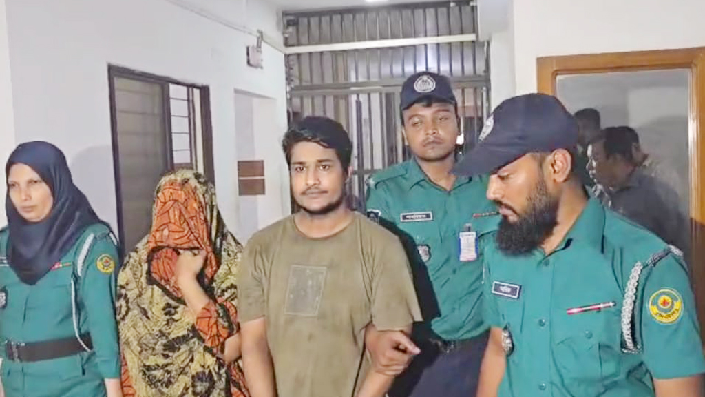 খুনের পর যুবকের লাশ নিয়ে পালাচ্ছিলেন ছোট ভাই ও তাঁর স্ত্রী