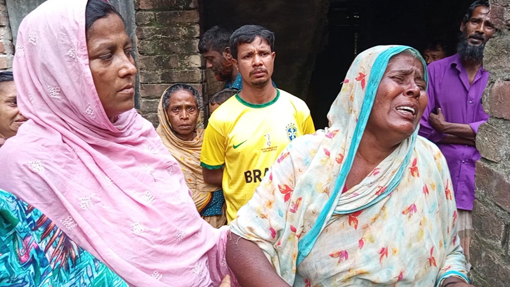 মান্দায় স্ত্রীকে ভিডিও কলে রেখে প্রবাসী যুবকের আত্মহত্যা