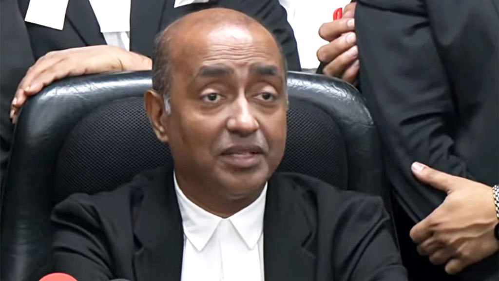 তত্ত্বাবধায়ক সরকারব্যবস্থা পুনর্বহাল হওয়ায় বাংলাদেশ গণতন্ত্রের মহাসড়কে হাঁটবে: অ্যাটর্নি জেনারেল