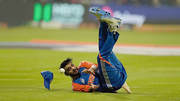 পাকিস্তান ম্যাচে প্যাটেলকে না পেলে কী করবে ভারত