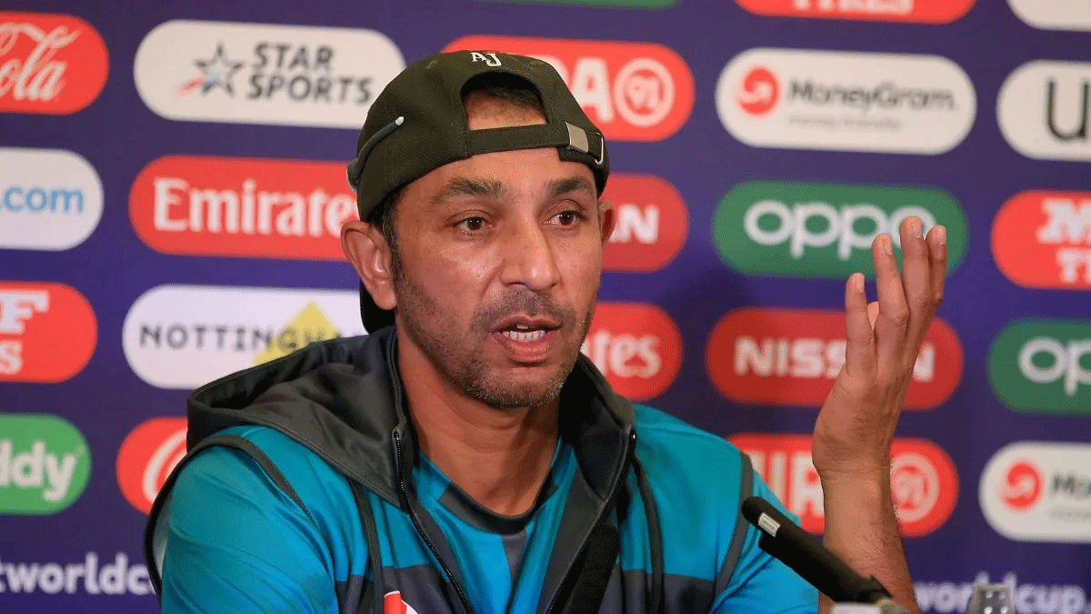 পাকিস্তানি হওয়ায় সিপিএলে কোচ হতে পারেননি আজহার