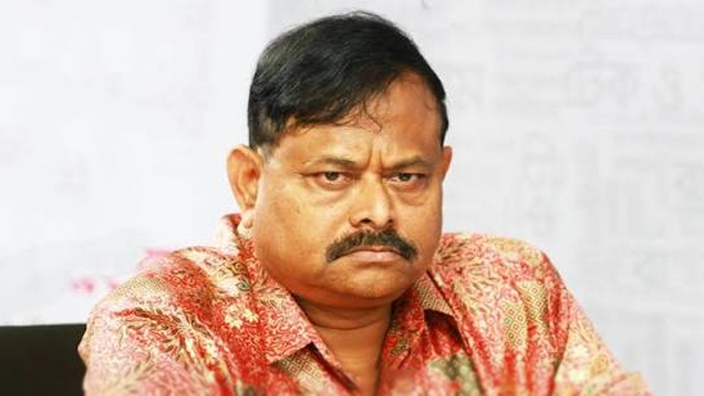 সাবেক সেনাপ্রধান আজিজের বিরুদ্ধে ইন্টারপোলের রেড নোটিশ জারির ব্যবস্থা করতে চিঠি
