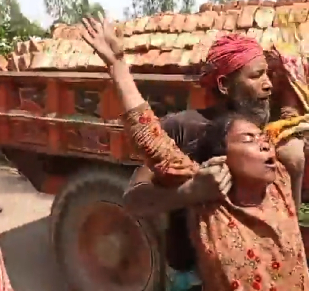 সরাইলে ট্রাক্টর-অটোরিকশার সংঘর্ষে নিহত ২ 