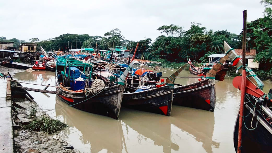 আজ মধ্যরাত থেকে সাগরে আবার মাছ ধরা শুরু হচ্ছে