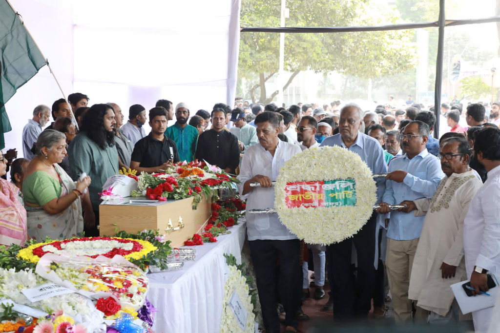 ডা. জাফরুল্লাহ চৌধুরীর প্রতি শ্রদ্ধা নিবেদন করে কাজী জাফরের নেতৃত্বাধীন জাতীয় পার্টি।