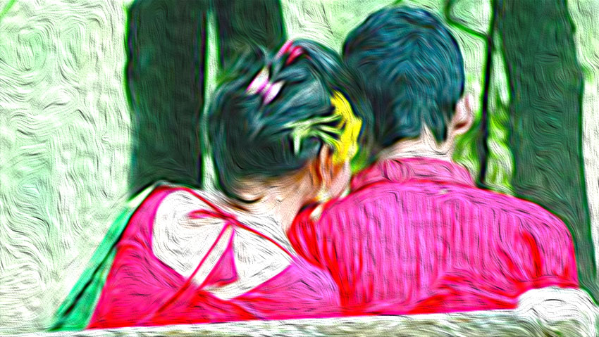প্রেমের টানে চাচির হাত ধরে পালাল কিশোর