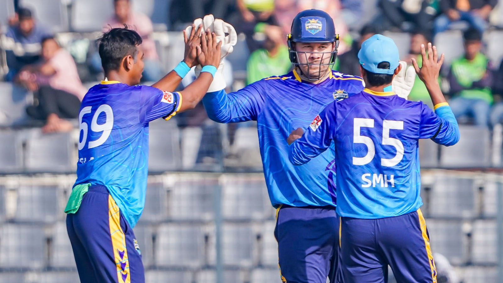 টি-টোয়েন্টি ইতিহাসে ইংল্যান্ডের ক্রিকেটারের বিরল রেকর্ড