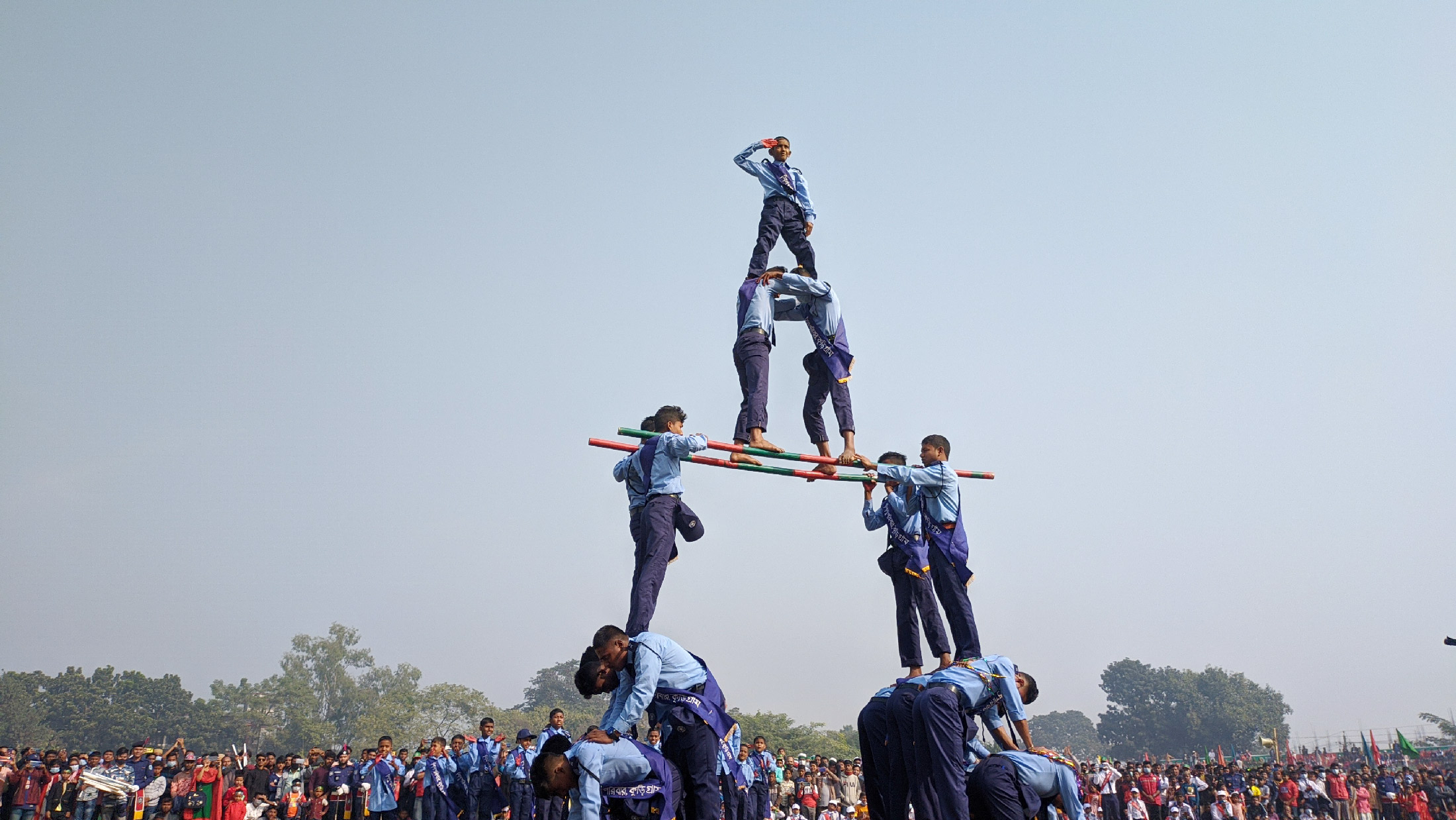 দেশের প্রতি সম্মান জানিয়ে বিজয়ের ৫০ বছর উদ্‌যাপন। কুড়িগ্রাম সদর, কুড়িগ্রাম, ১৬ ডিসেম্বর, ২০২১। ছবি: আরিফুল ইসলাম