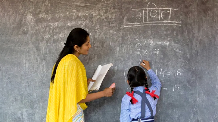 বিয়ের জন্য বেশি বেশি পড়ছে ভারতীয় মেয়েরা