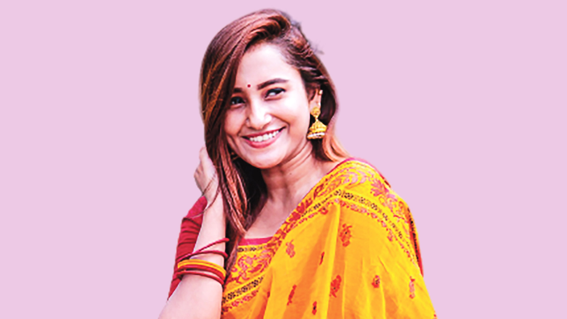 মানুষের মুখে মুখে আনিসার গান