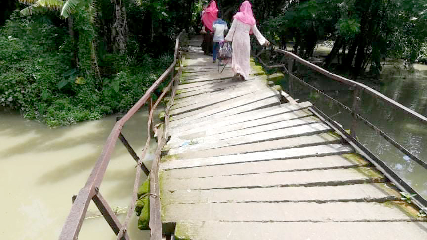 বেহাল ১০ সেতু-কালভার্ট