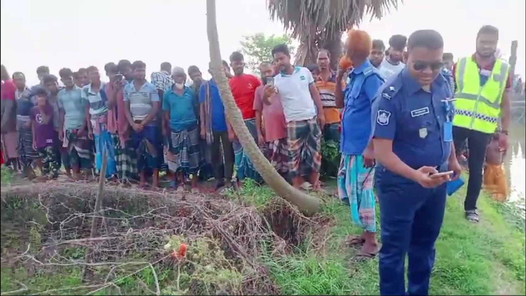 বাগেরহাটে মাছের ঘের থেকে অজ্ঞাতপরিচয় নারীর মরদেহ উদ্ধার