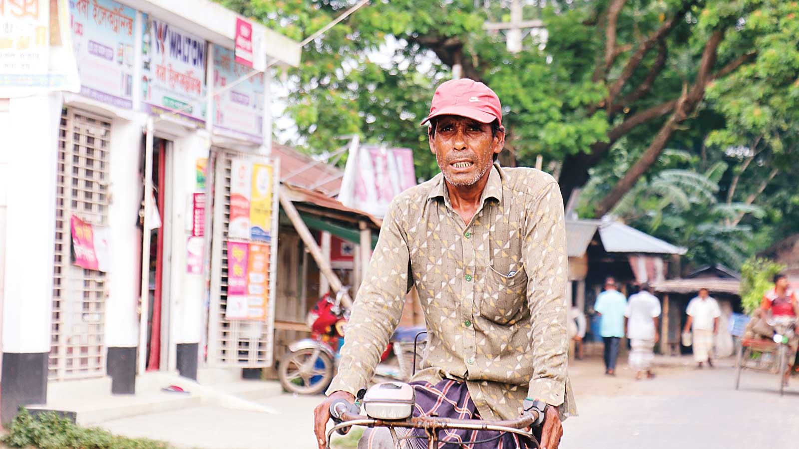 সামাজিক মাধ্যমে ভাইরাল হওয়া সেই শিল্পী রেজাউলের ঝুলন্ত মরদেহ উদ্ধার