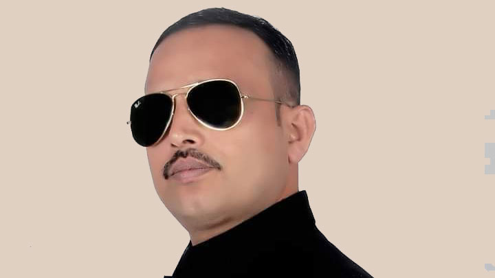 ফুটপাতে চাঁদাবাজি যুবলীগ নেতা আটক