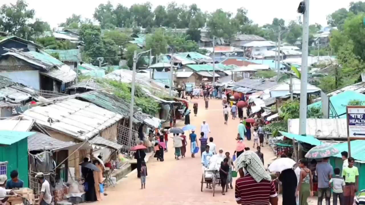 প্রত্যাবাসনে প্রত্যাশী রোহিঙ্গাদের খাদ্যসহায়তা বন্ধ, পাচ্ছে সন্ত্রাসীদের হুমকি