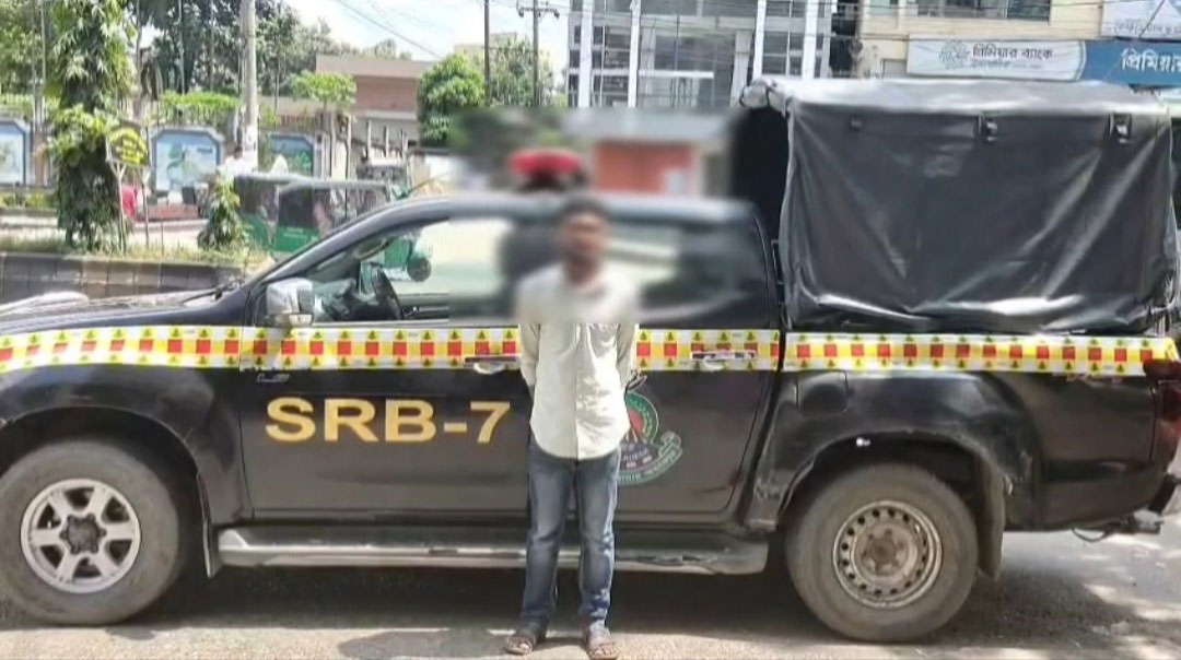 গণ-অভ্যুত্থানের সময় কাশিমপুর কারাগার থেকে পালানো মৃত্যুদণ্ডপ্রাপ্ত আসামি চট্টগ্রামে গ্রেপ্তার